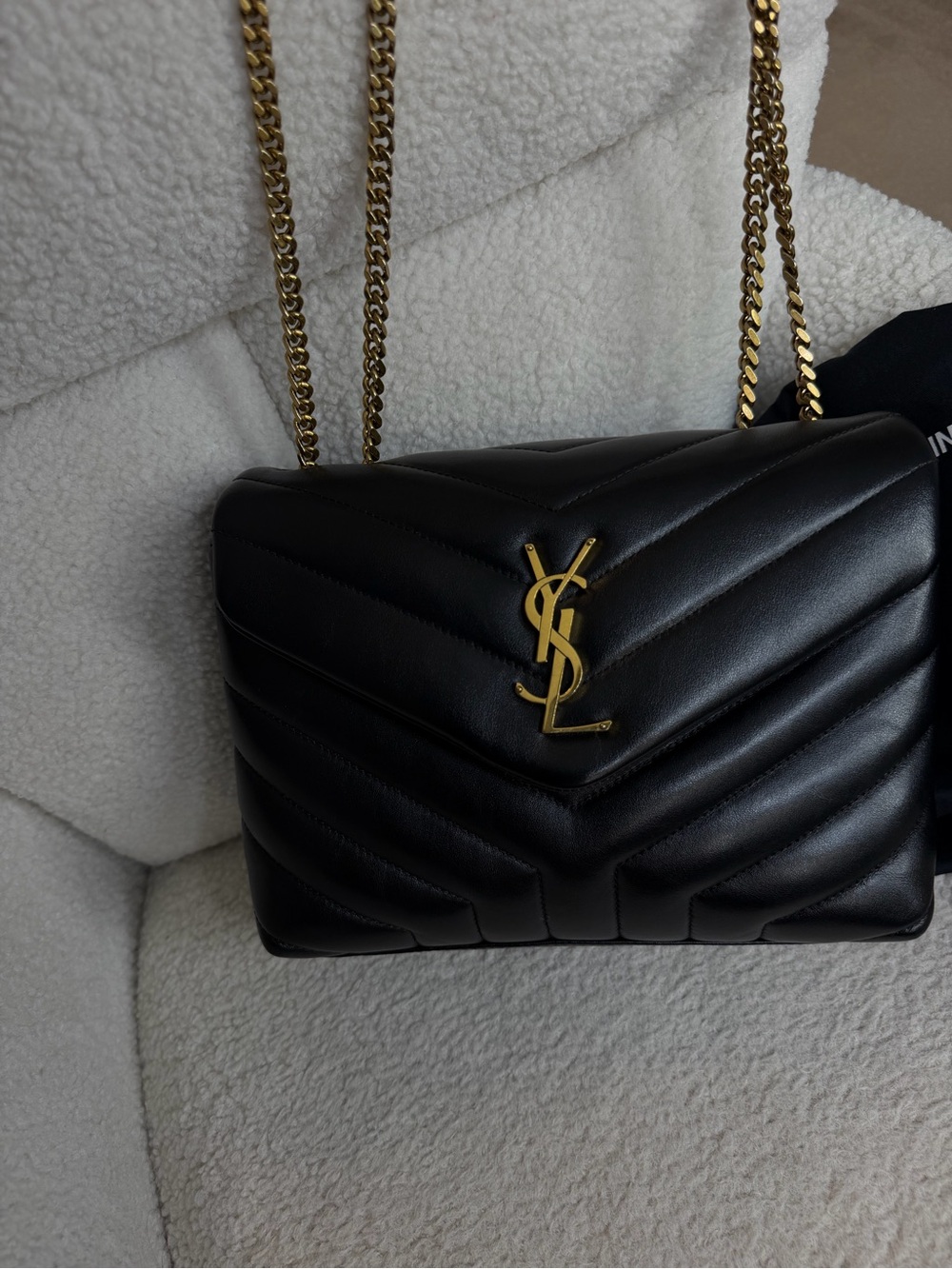 Saint Laurent Medium Loulou Black Quilted Leather Shoulder Bag with Gold Chain - Picture 6 of 7
